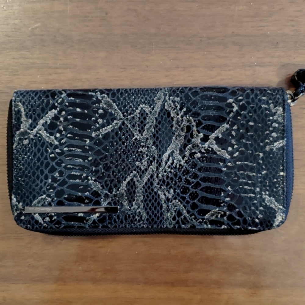 Kenneth Cole Snakeskin Print Wallet